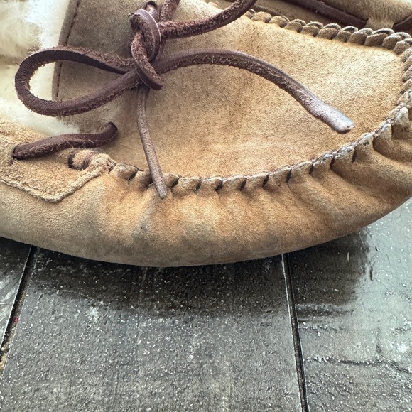 UGG Dakota Slipper Moccasin Tan Woman’s Size 8 - Picture 4 of 8